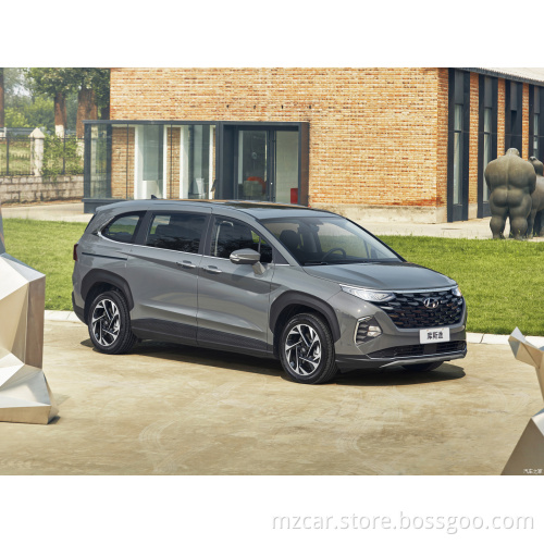 Hot Sale Mpv Hyundai Custo 1.5t 170hp L4 Gasoline Cars 7 Seats New Cars With Comfortable Configuration